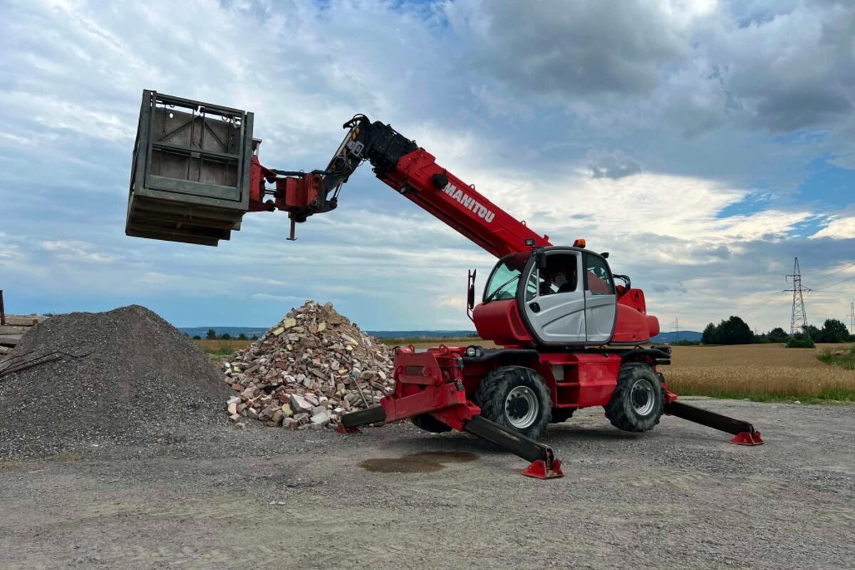 Manitou MRT 2150 – obrotowa ładowarka teleskopowa SierTrans
